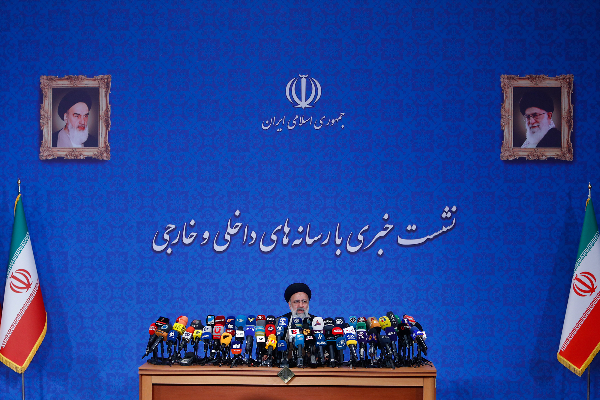 اولین نشست خبری رئیس جمهور منتخب ایران