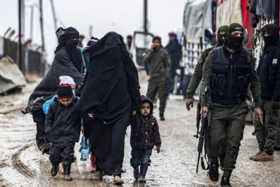 زن و کودک داعشی