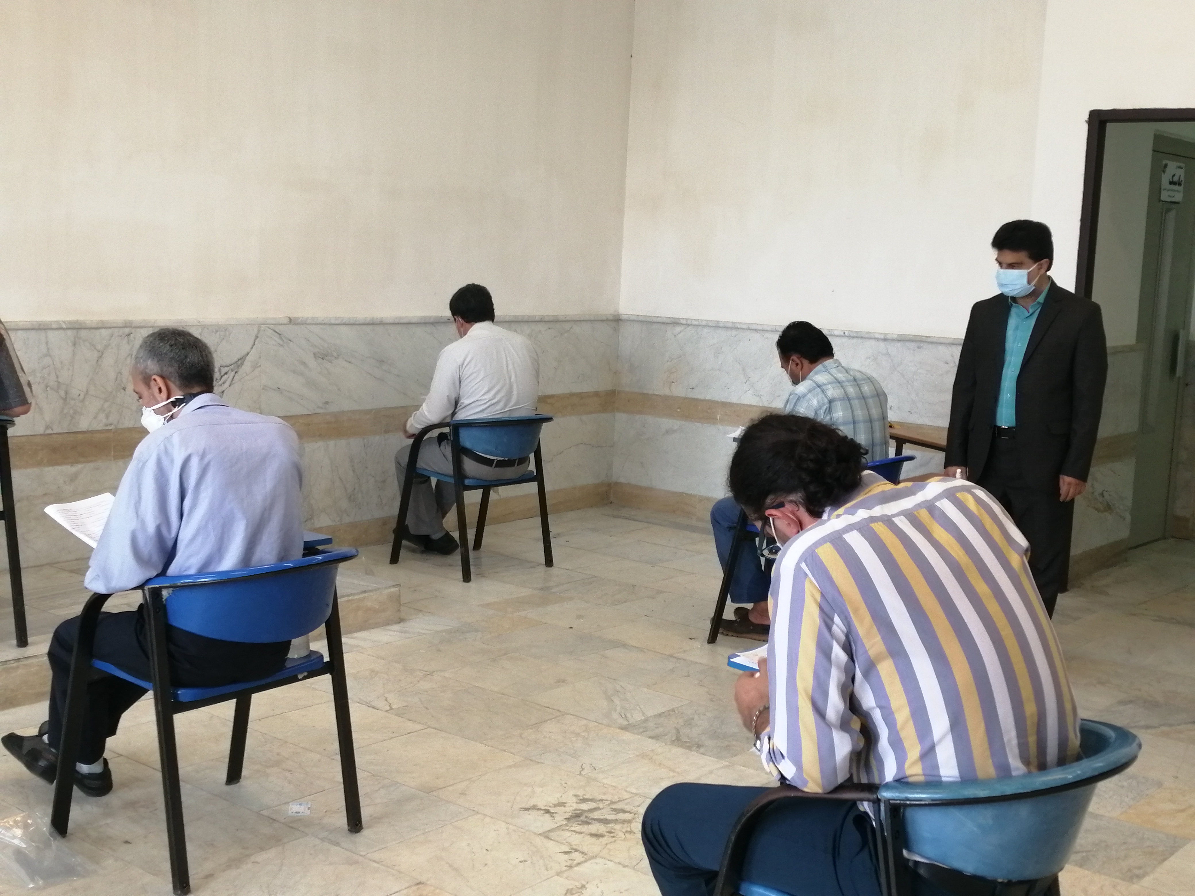 آزمون زبان انگلیسی (EPT) و مهارت‌های عربی در دانشگاه آزاد اسلامی رشت برگزار شد