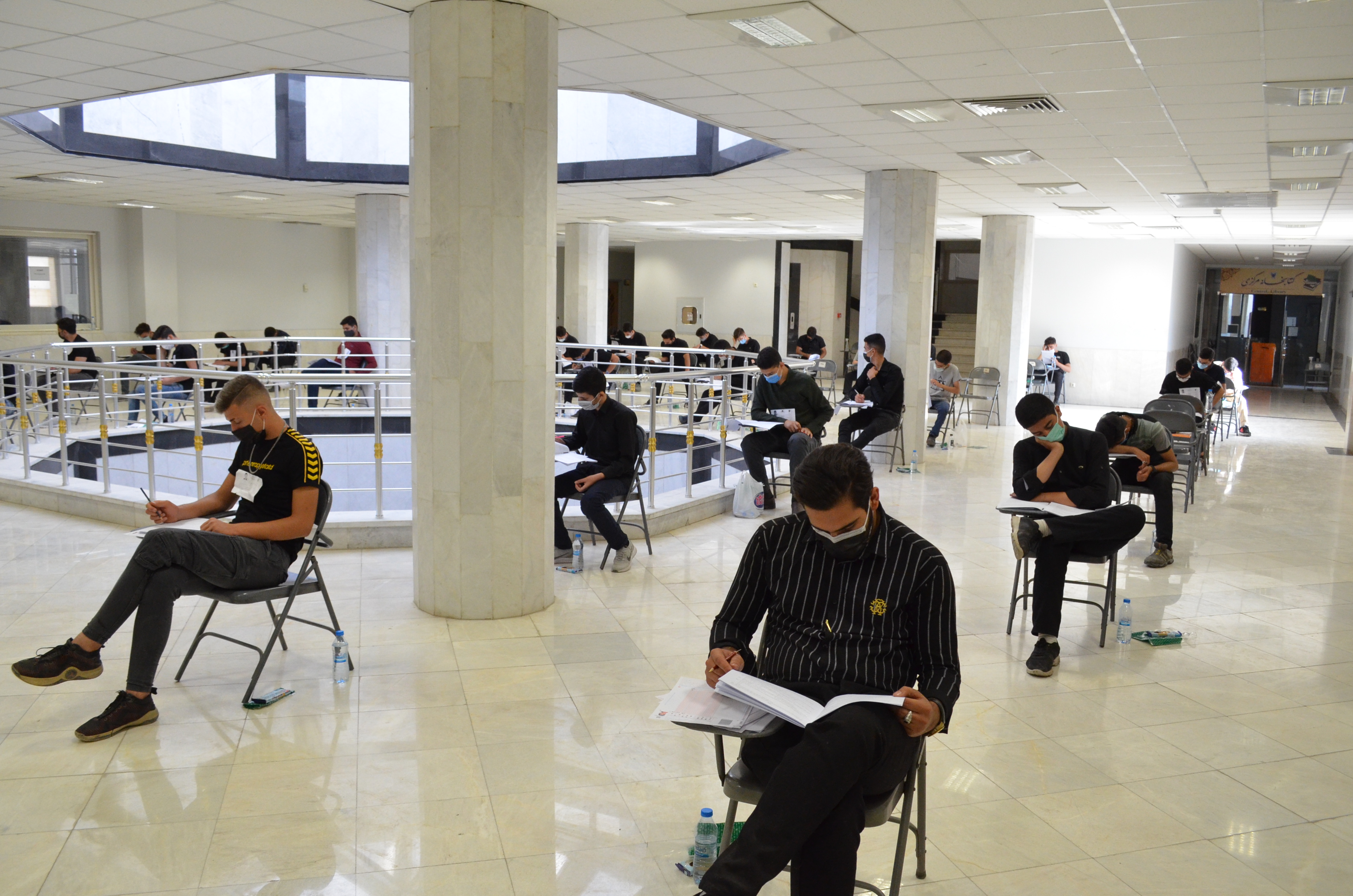 برگزاری آزمون کاردانی، کارشناسی ناپیوسته و آزمون استخدامی در واحدهای دانشگاهی