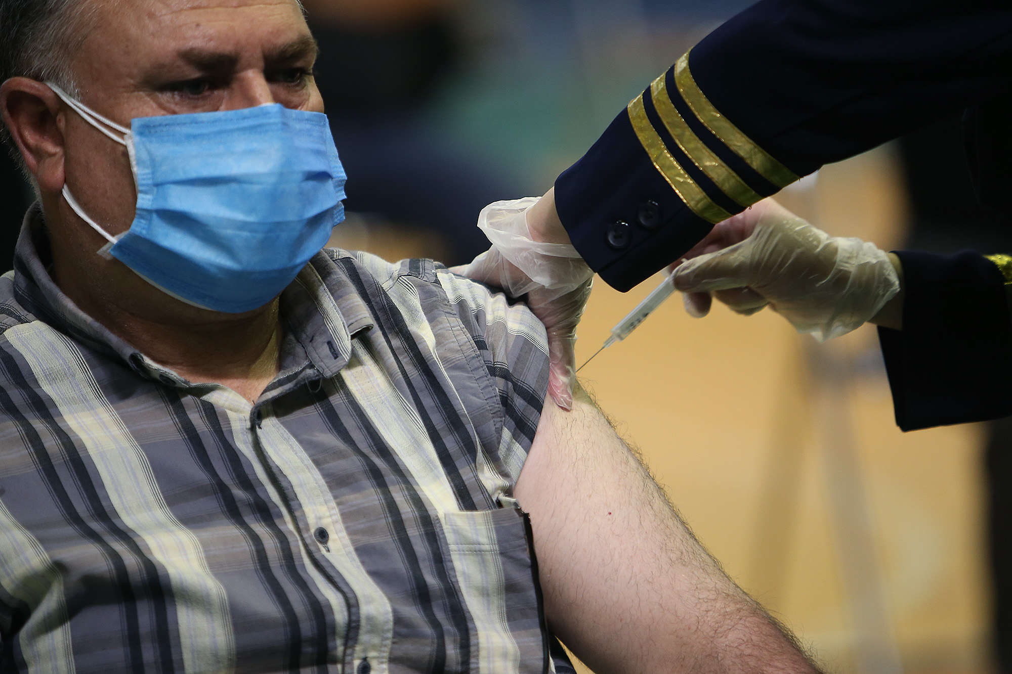 تزریق دُز دوم واکسن کرونا در مجموعه شهید اسماعیلی