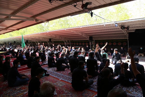عزاداری و اقامه نماز ظهر عاشورا در دانشگاه آزاد اسلامی شهرقدس
