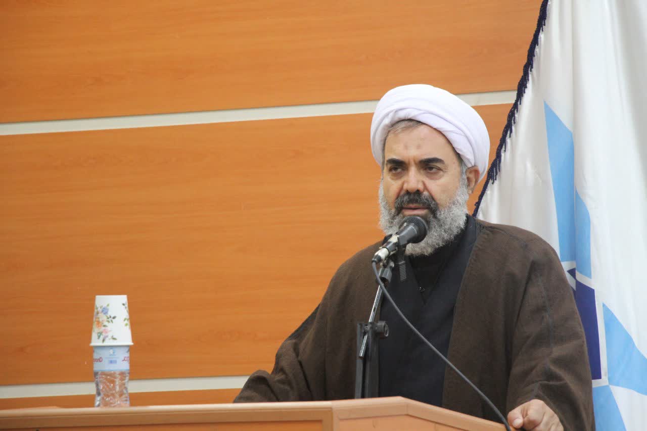 حجت‌الاسلام محمد شریفانی مسئول نهاد نمایندگی مقام معظم رهبری در دانشگاه‌ آزاد اسلامی