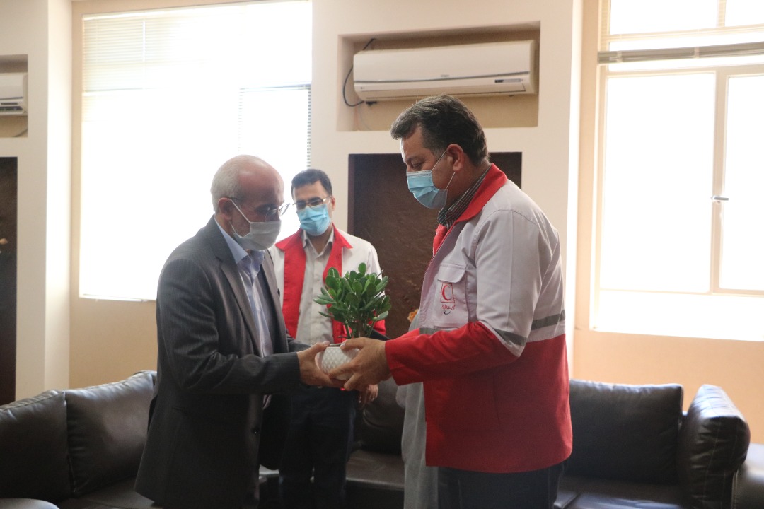 دیدار مدیرعامل جمعیت هلال احمر استان یزد با سرپرست دانشگاه آزاد اسلامی واحد یزد