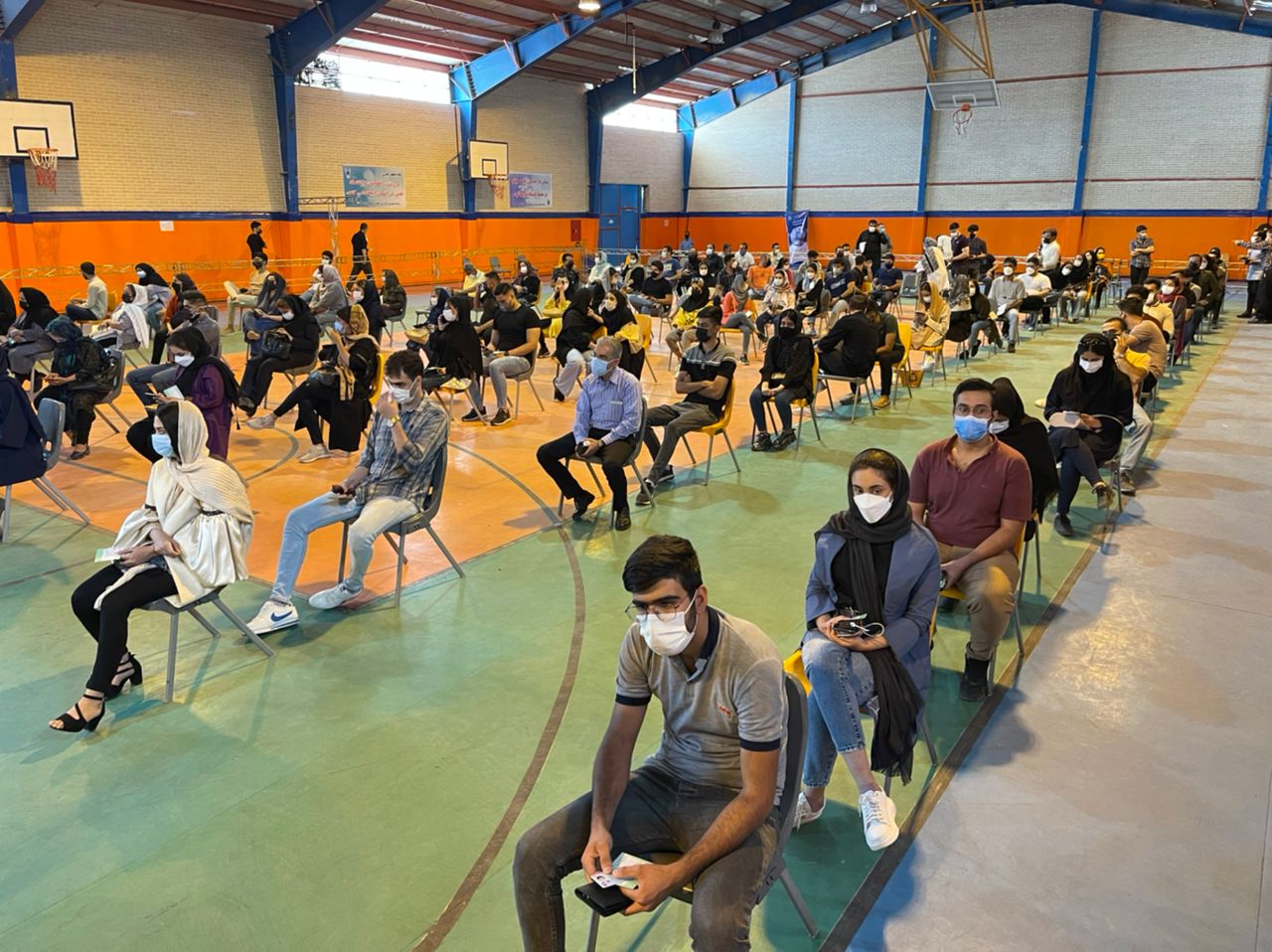واکسیناسیون دانشجویان دانشگاه آزاد اسلامی فارس آغاز شد