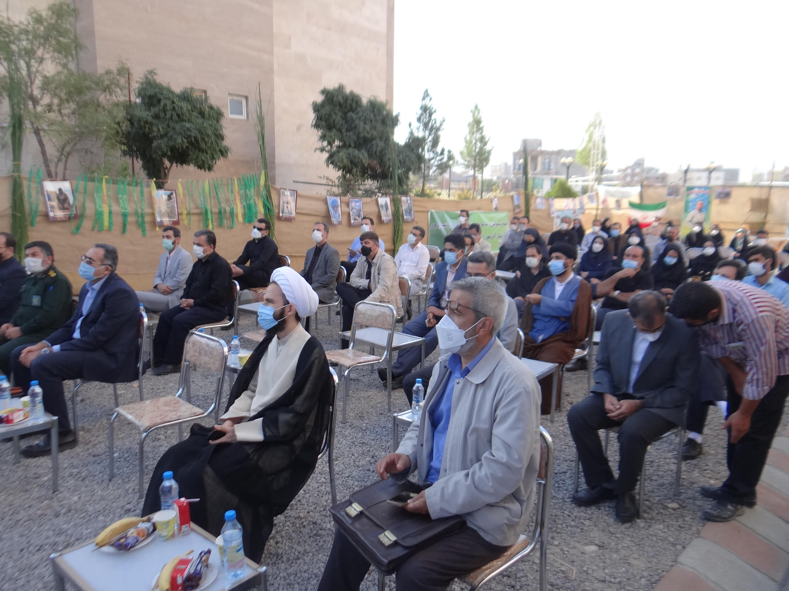 افتتاح نمایشگاه دفاع مقدس در آذرشهر