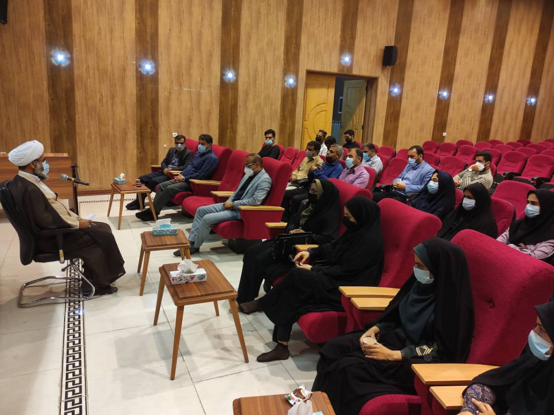 حجت‌الاسلام جواد اسماعیل‌نیا در دیدار با تشکل‌های دانشجویی دانشگاه آزاد بندرلنگه