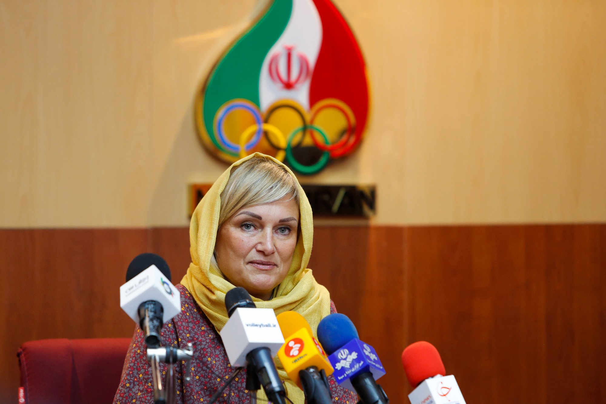 نشست خبری الساندرا کمپدلی سرمربی جدید تیم ملی والیبال زنان ایران