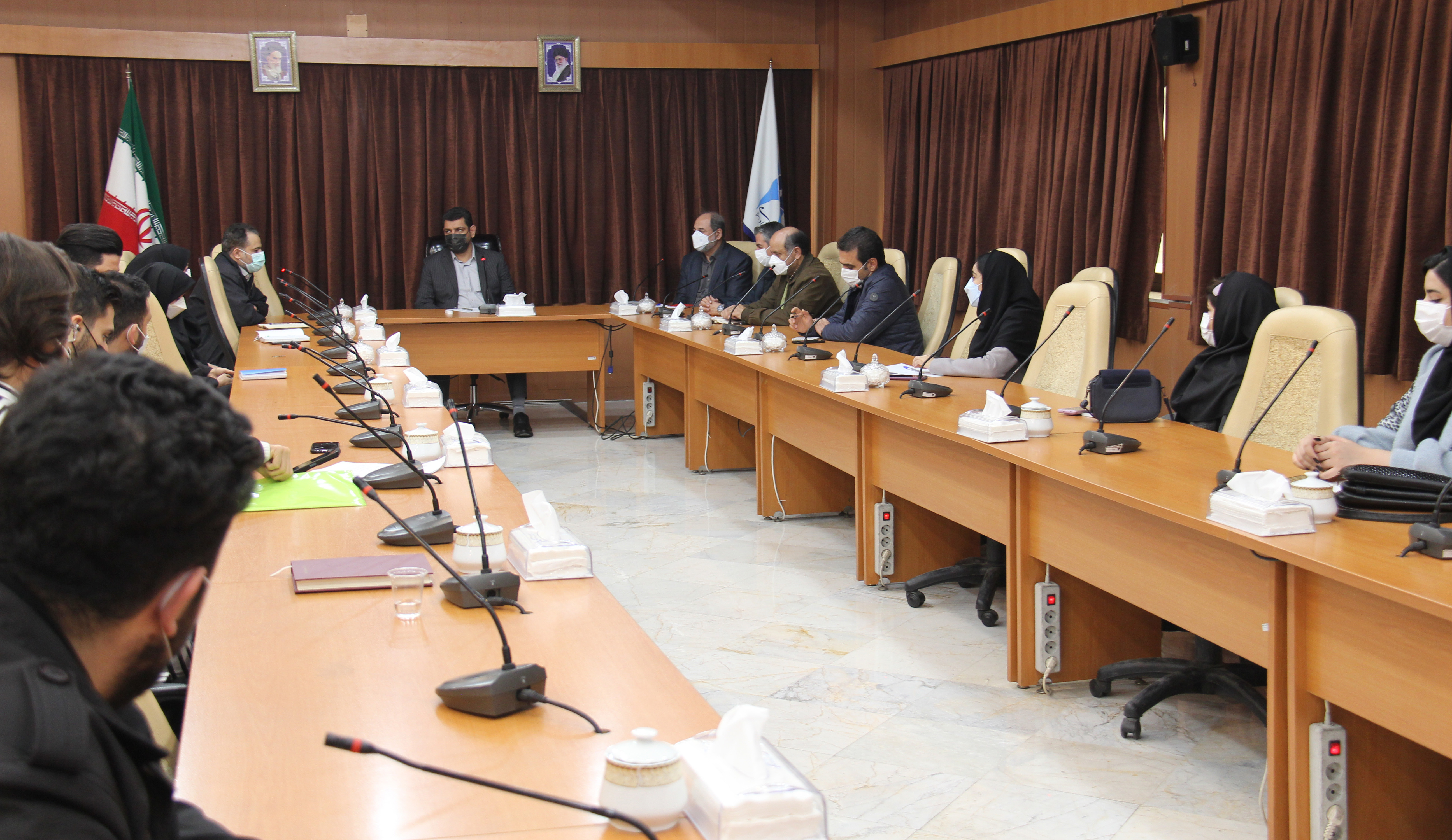 نشست رئیس واحد اسلامشهر با دبیران انجمن‌های علمی