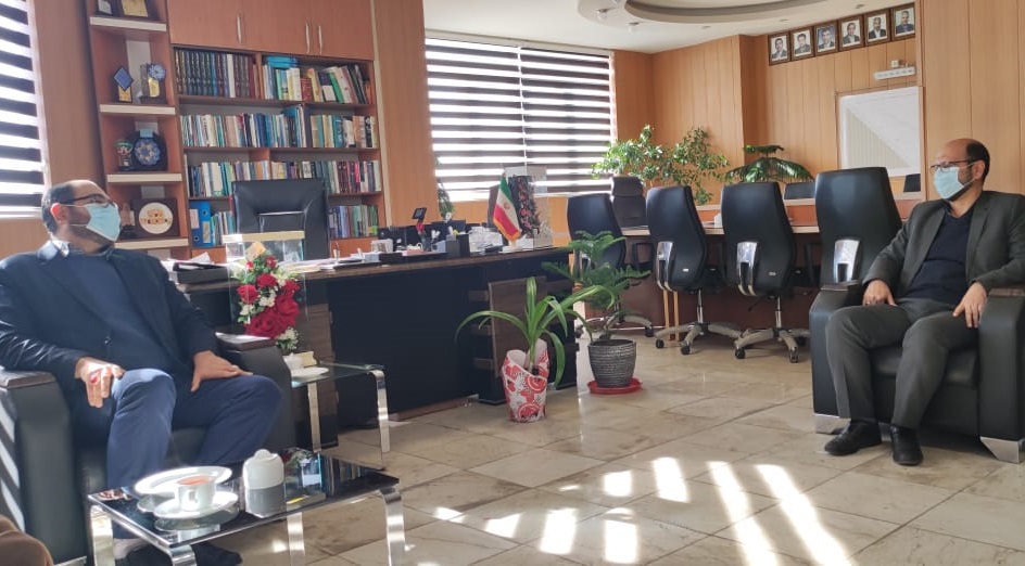 دیدار اعضای هیئت رئیسه دانشگاه آزاد تیران با علی محمدی‌کیا فرماندار جدید شهرستان تیران و کرون