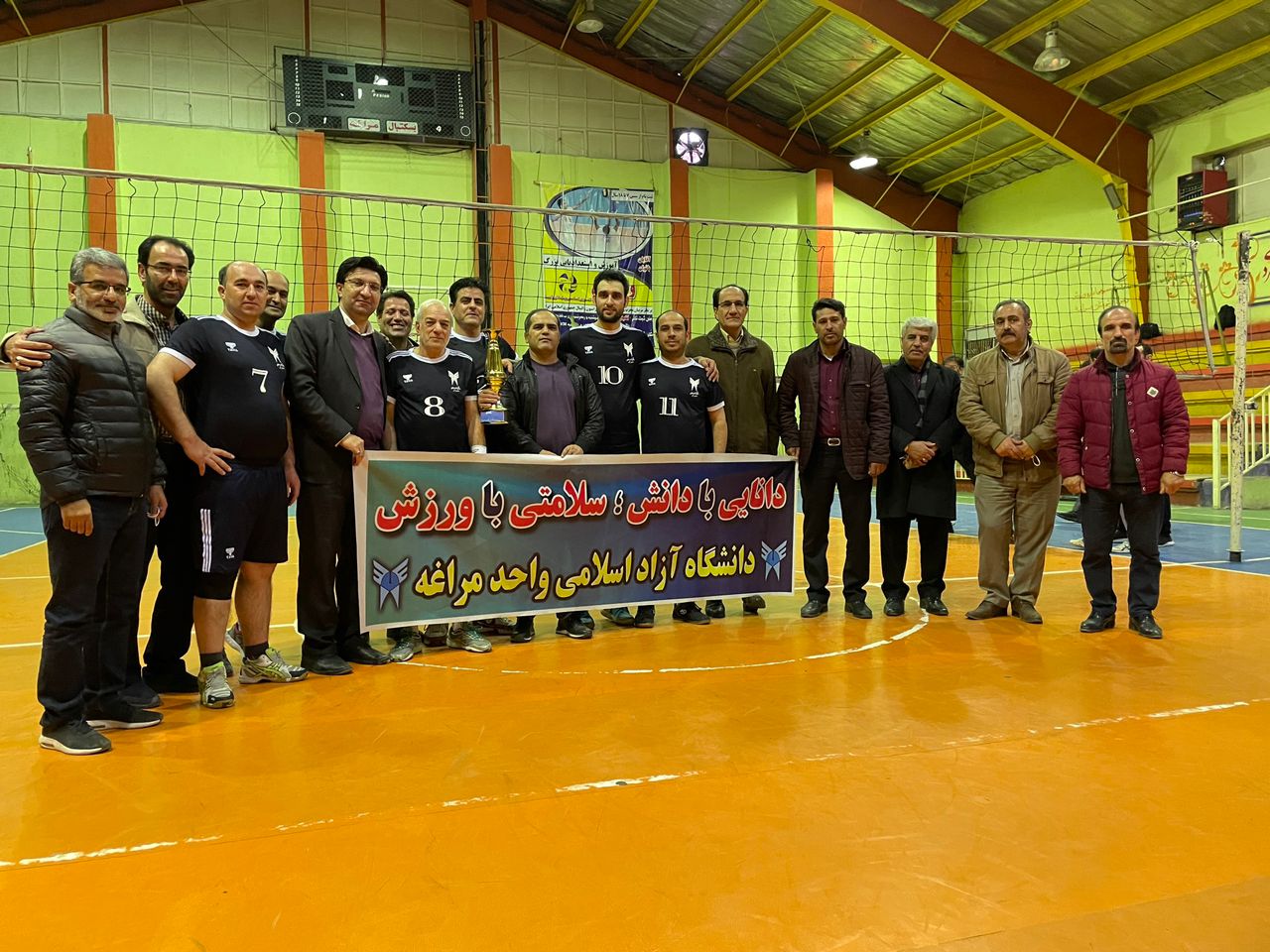 کسب مقام دوم مسابقات والیبال ادارات شهرستان مراغه توسط دانشگاه آزاد اسلامی
