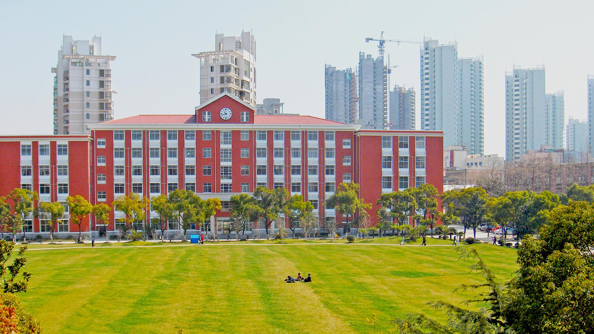 shanghai-university-china.jpg