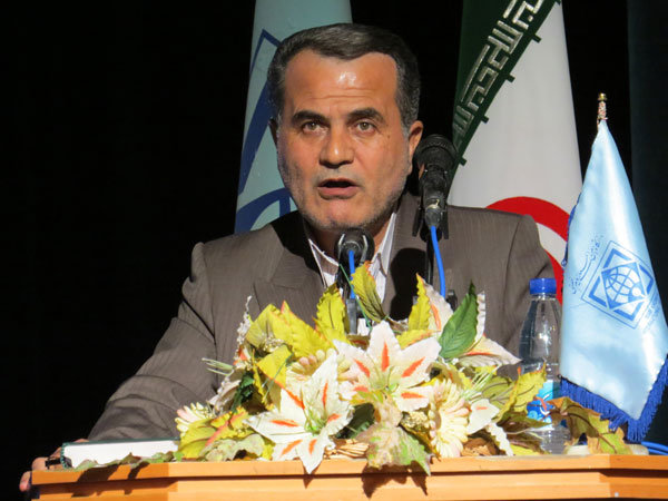 نائینی رئیس دانشگاه بین المللی امام خمینی قزوین.jpg