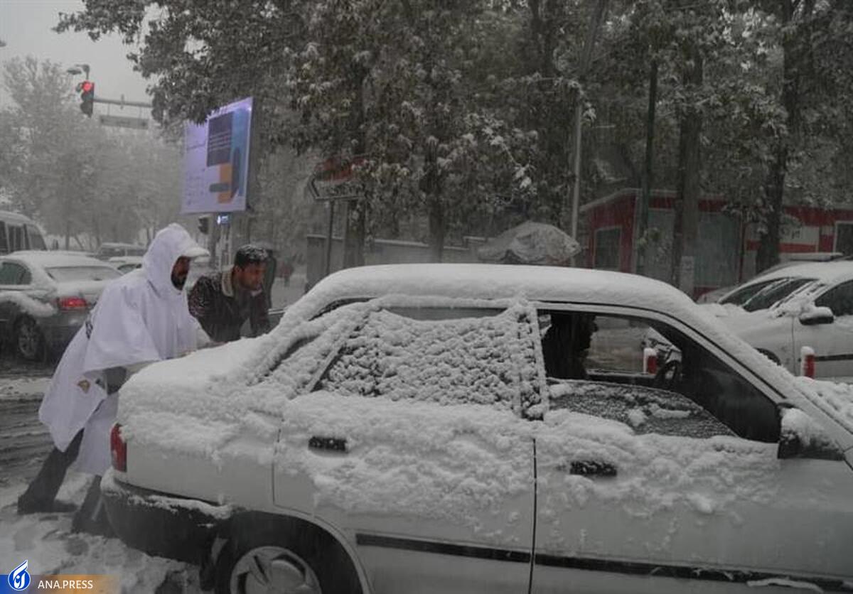 مقصر ترافیک و لغزندگی معابر دیروز تهران چه نهادی بود؟