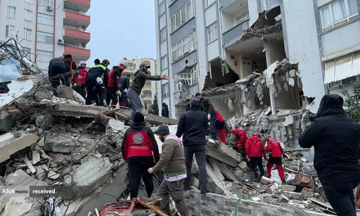 شمار قربانیان زلزله در مرز ترکیه و سوریه به بیش از ۱۰۰ نفر رسید