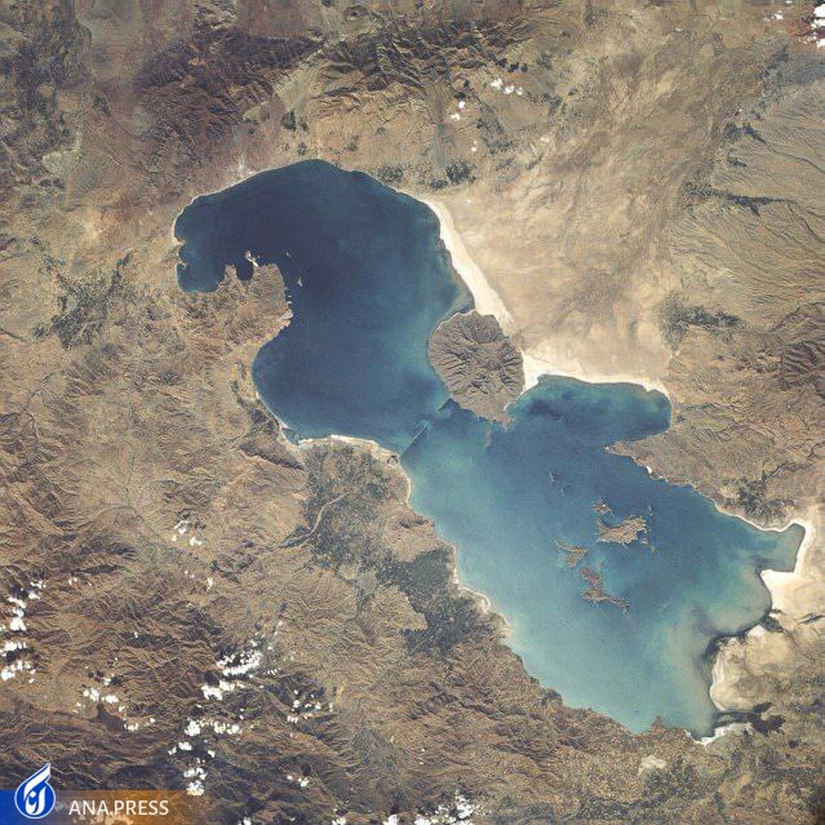 عملیات عمرانی خط لوله انتقال آب به دریاچه ارومیه پایان یافت
