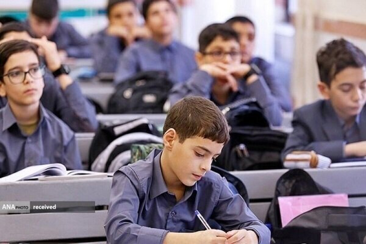 مدارس نوبت عصر تهران دو ساعت زودتر تعطیل می‌شود