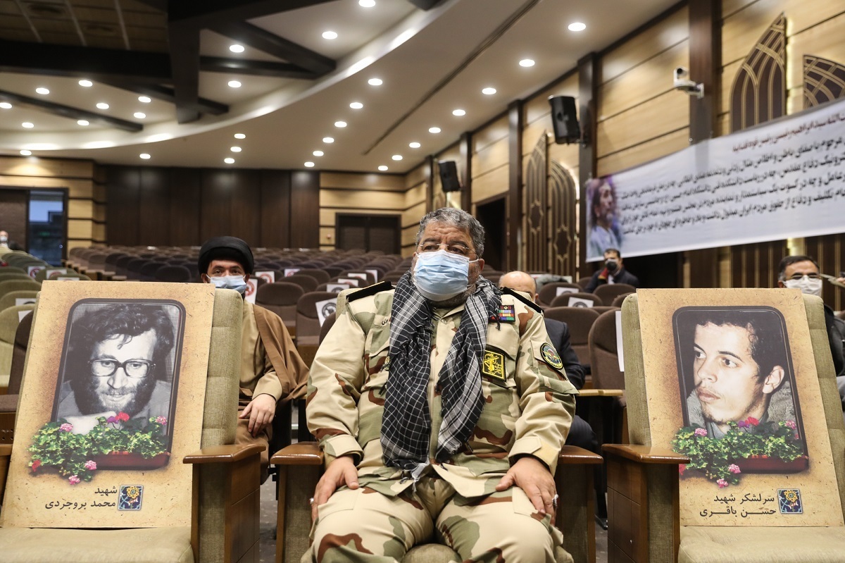 نجات کشور از تهدید بزرگ داعش نتیجه رشادت امثال حسین همدانی است