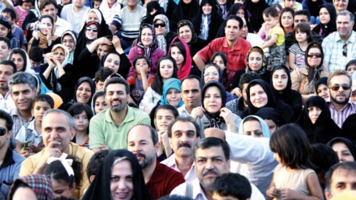 تحدید نسل در ایران  چرا بیش از دو فرزند ضد ارزش است؟