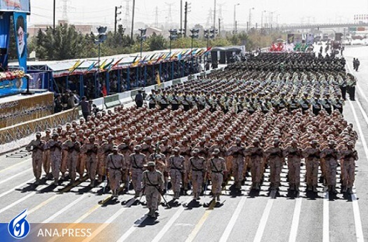 مراسم رژه ۳۱ شهریور نیروهای مسلح در تهران و سایر مراکز استان‌ها برگزار شد