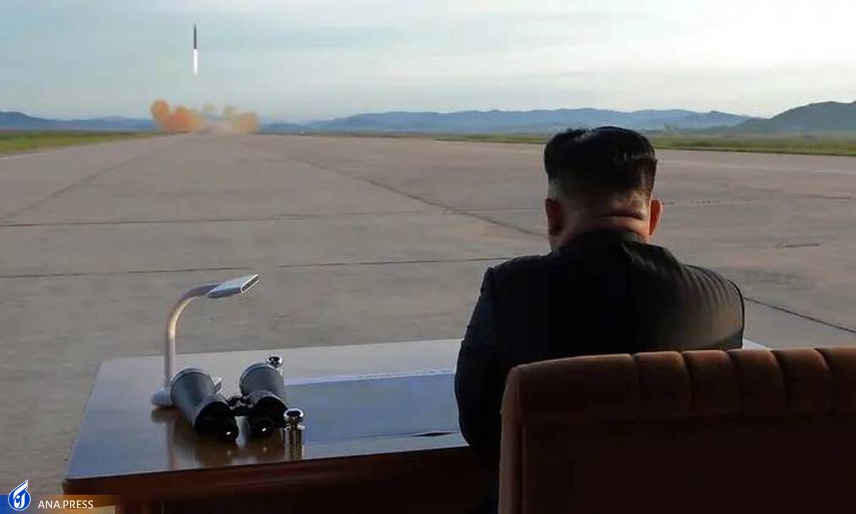 شلیک ۲ موشک در ادامه رزمایش یگان تاکتیکی اتمی کره شمالی