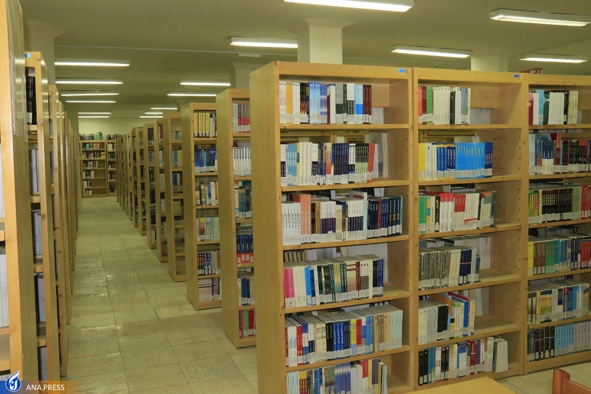کتابخانه دانشگاه آزاد همدان، مرجعی غنی برای پژوهشگران غرب کشور