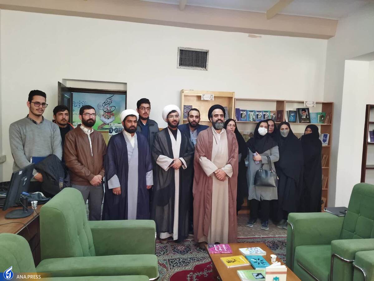 کتابخانه مجازی «فانوس» در کرمان گشایش یافت