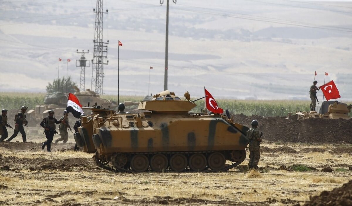 وقع انفجار در پایگاه نظامی ترکیه در موصل