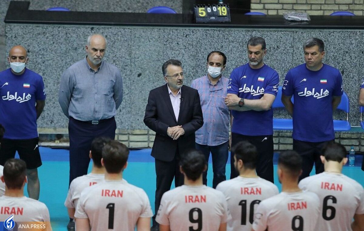 قوچان‌نژاد: بازنشستگی در این مقطع زمانی به صلاح والیبال ایران نیست