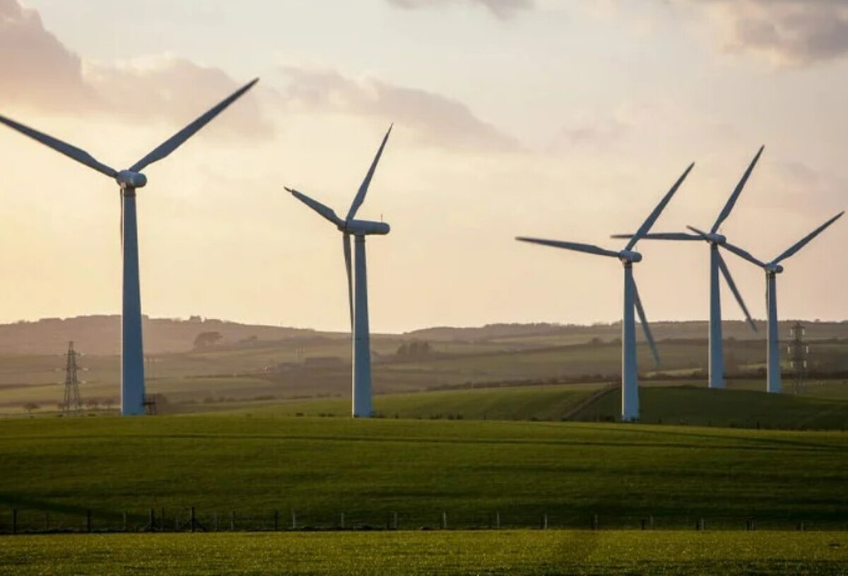 چرا کشور‌ها به سمت نیروگاه‌های بادی می‌روند؟  مهار انرژی تجدیدپذیر ارزان