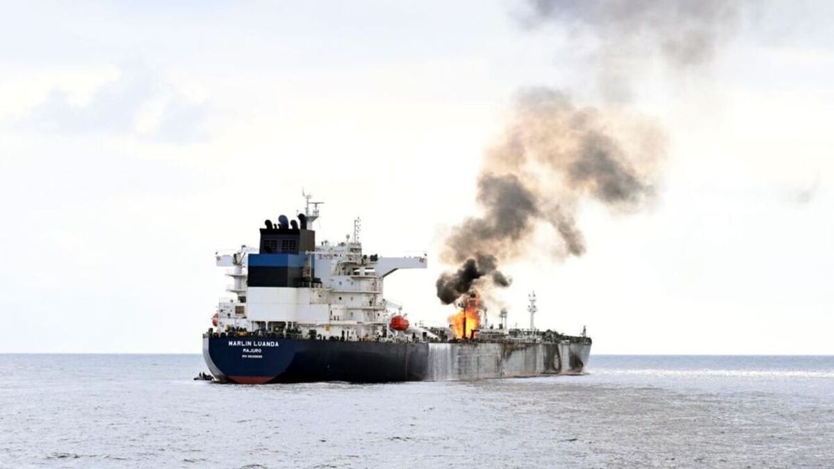 یمنی‌ها یک کشتی انگلیسی را هدف قرار دادند