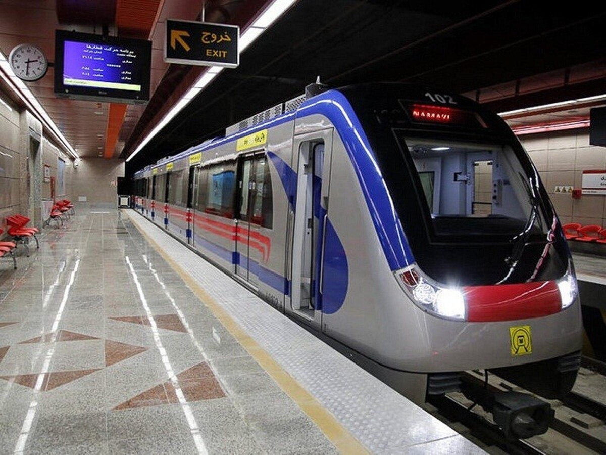 رفع نقص فنی قطار در خط سه مترو تهران