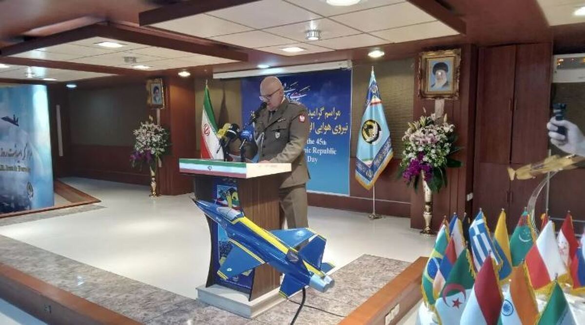 تجهیزات نیروی هوایی ارتش به امنیت منطقه کمک می‌کند/ ایران پیشتاز تولید پهپاد