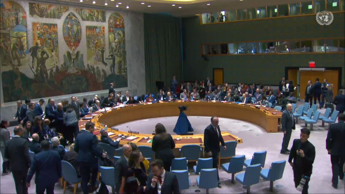 خروج دیپلمات‌ها از نشست شورای امنیت در اعتراض به سخنرانی نماینده اسرائیل + فیلم