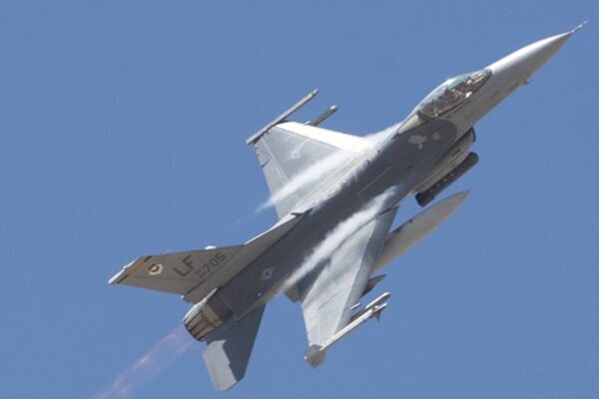 جنگنده اف ۱۶ آمریکا در کره جنوبی سقوط کرد