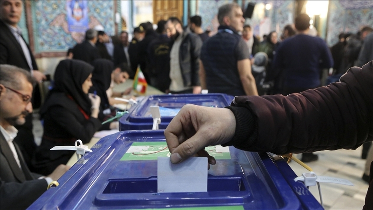 رویکرد کلان دانشگاه آزاد اسلامی در انتخابات ۱۴۰۲ افزایش مشارکت مردم است 