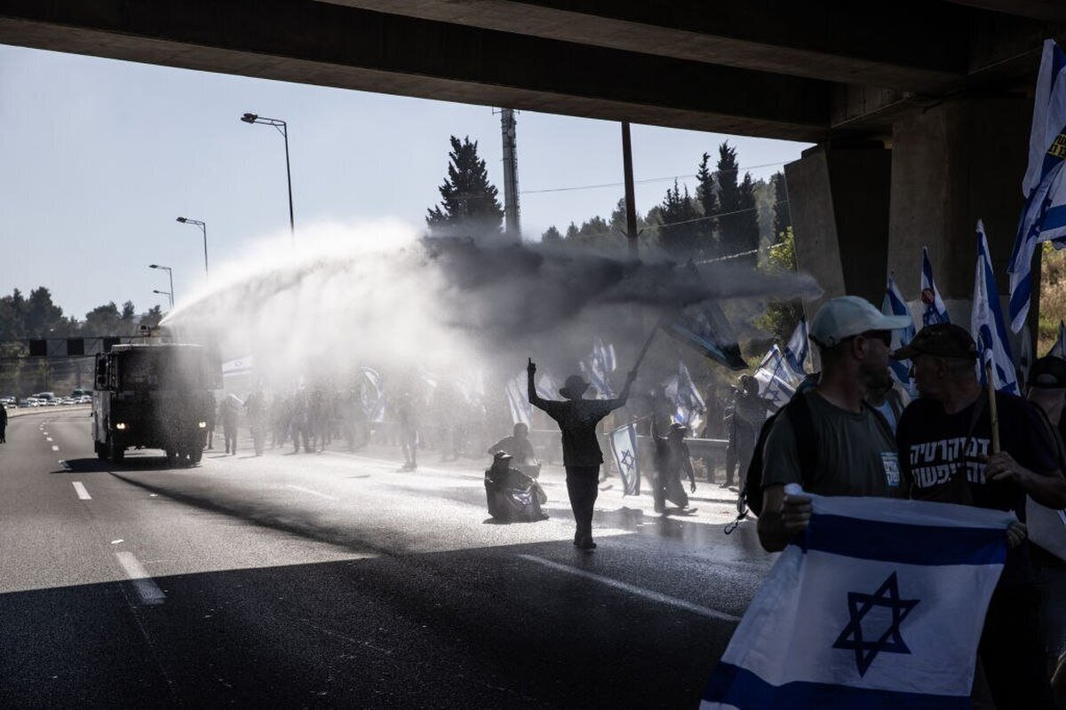 سرکوب تظاهرات سراسری علیه نتانیاهو و بازداشت ۴۲ معترض