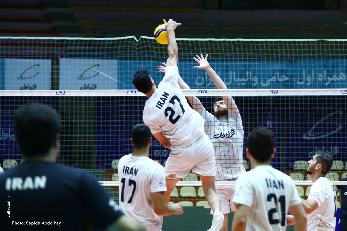 مردان والیبال ایران راهی ارومیه شدند/ فرصت ۱۴ روزه شاگردان عطایی برای نبرد با مدعیان آسیا