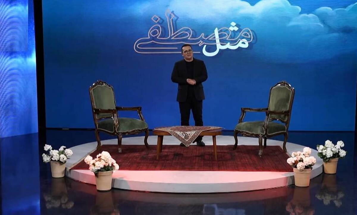 حسین رفیعی میزبان خانواده شهید صدرزاده می‌شود