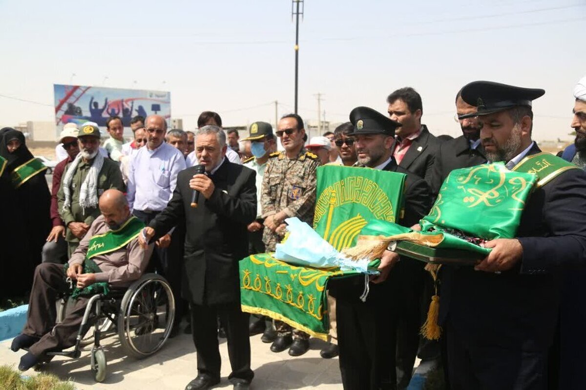 پرچم امام رضا(ع) به موکب‌های عراقی رهسپار شد/90 موکب آستان رضوی در مسیر پیاده‌روی
