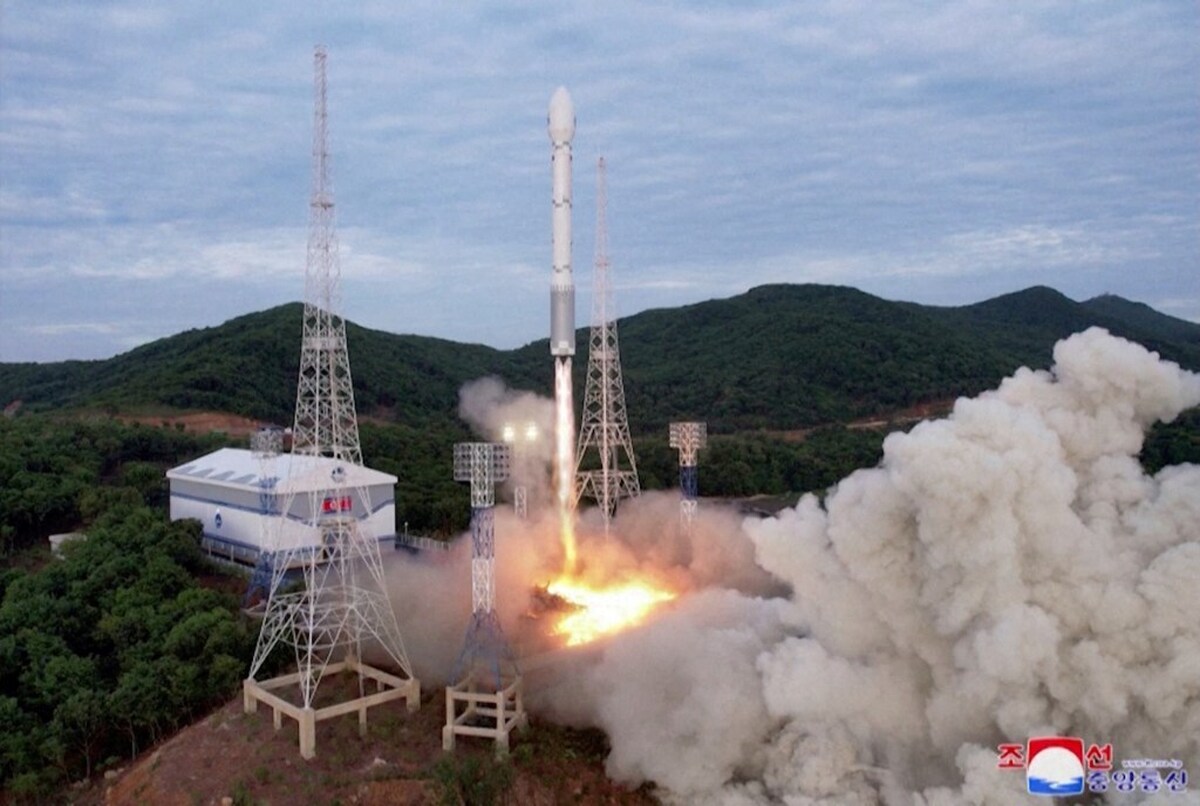 پرتاب ماهواره جاسوسی کره شمالی باز هم شکست خورد