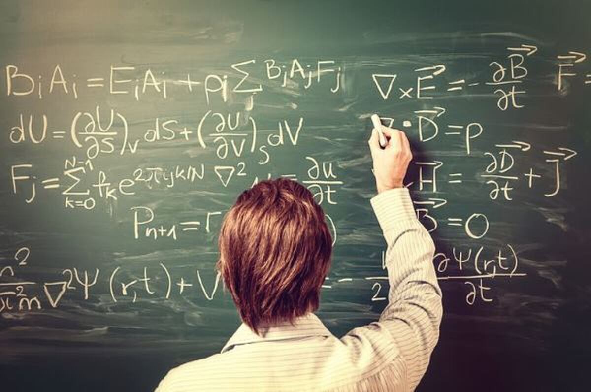 منحنی رشته‌های علوم پایه در سراشیبی نزول  پای معلمان مرد به ماجرای کاهش متقاضیان ریاضی باز شد