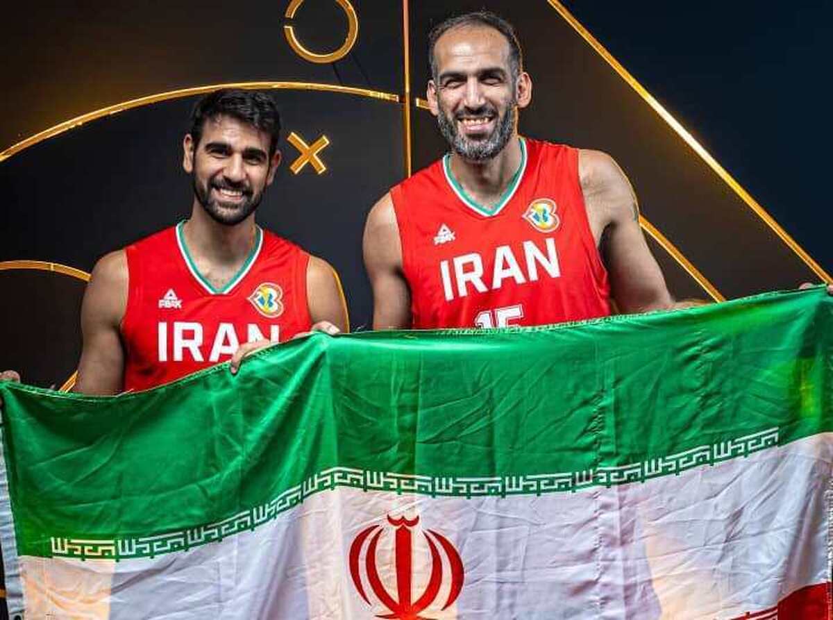 واکنش فدراسیون بسکتبال به احترام ملی‌پوشان به سرود مقدس ایران قبل از بازی با ساحل عاج