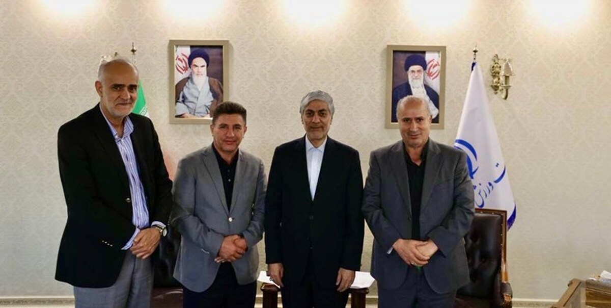 دیدار وزیر ورزش با تاج و قلعه نویی  هاشمی: امیدوارم در جام ملت‌ها طلسم شکنی کنیم