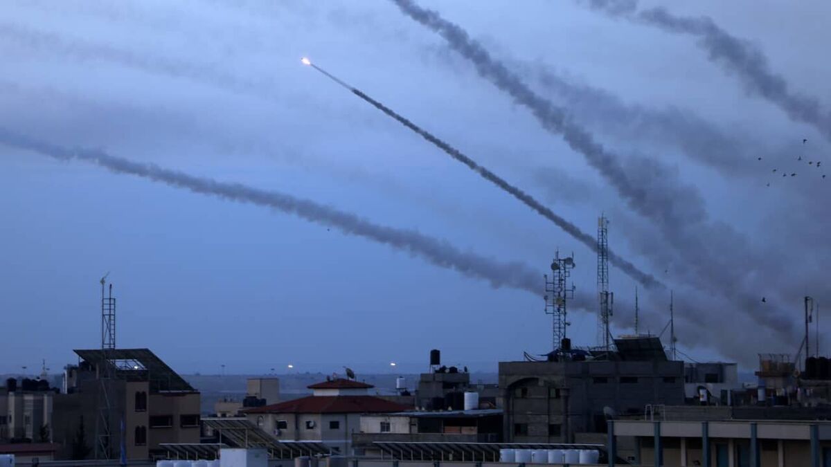 شلیک ۱۰۰ موشک مقاومت به شهرک سدیروت/ کتائب القسام: نیروهای تازه‌نفس وارد میدان شدند