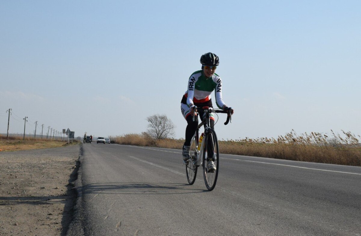 رکابزن تیم ملی بانوان: دوچرخه‌سواری پتانسیل بالایی برای جذب اسپانسر دارد/تیم‌ها به بانوان پول نمی‌دهند
