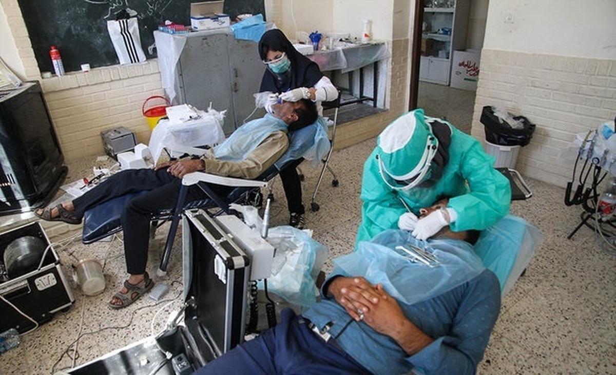 ارائه خدمات پزشکی رایگان به ۱۵۰ نفر از محرومان غرب اصفهان