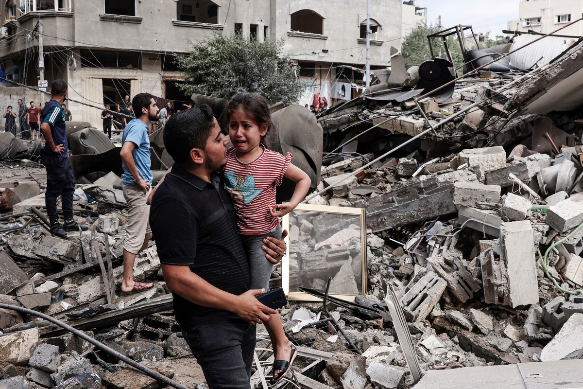 افزایش شهدای غزه به ۶۵۴۶ نفر  اسرائیل صدور روادید برای مقام‌های سازمان ملل را متوقف کرد