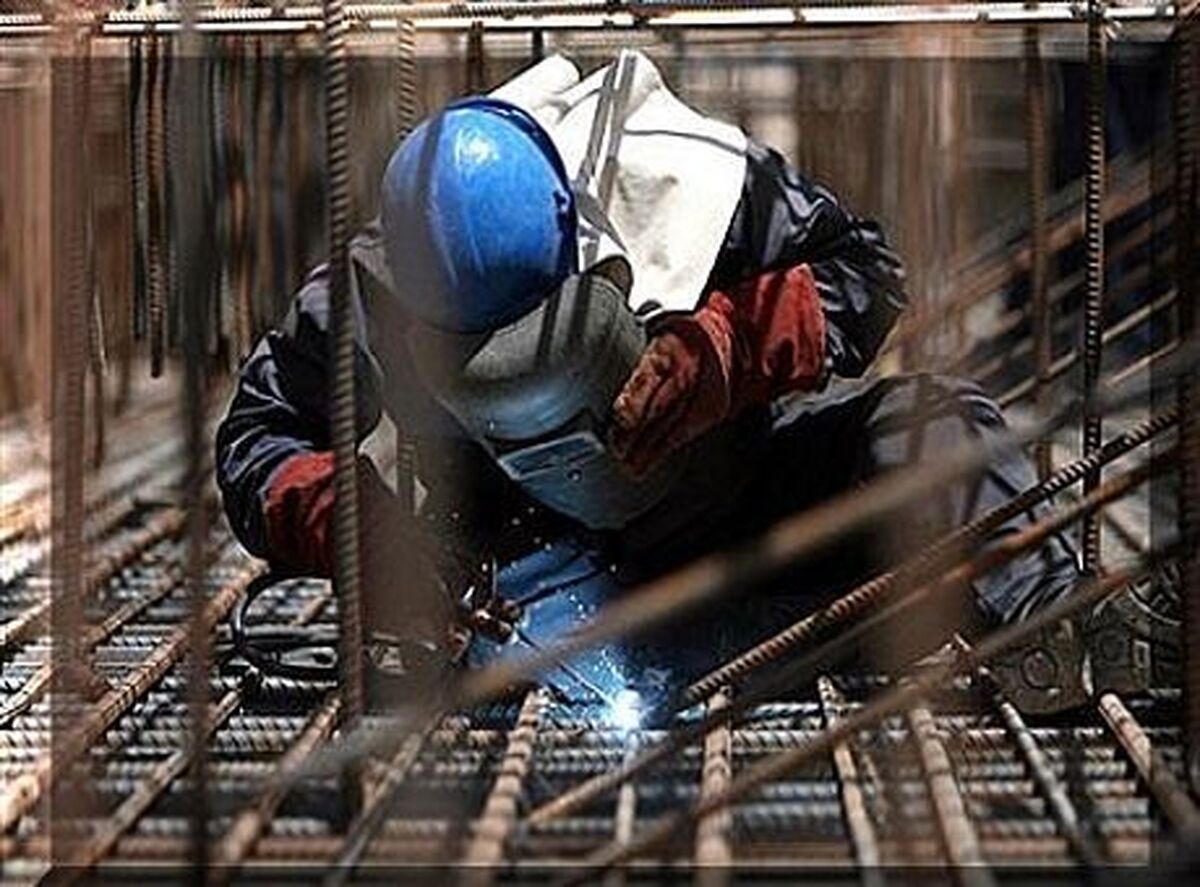 مجلس با دوفوریت استفساریه قانون بیمه کارگران ساختمانی موافقت کرد