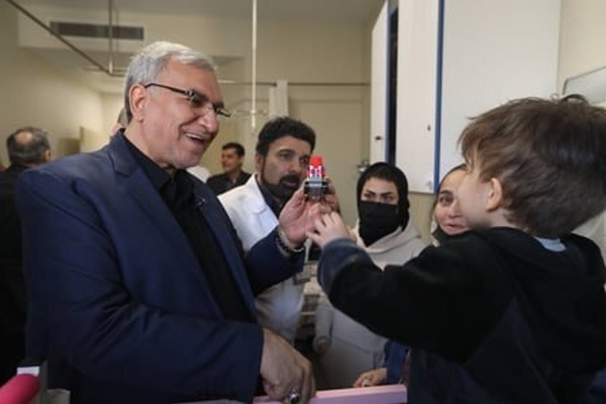 بازدید سرزده وزیر بهداشت از کلان‌بیمارستان غدیر تهران